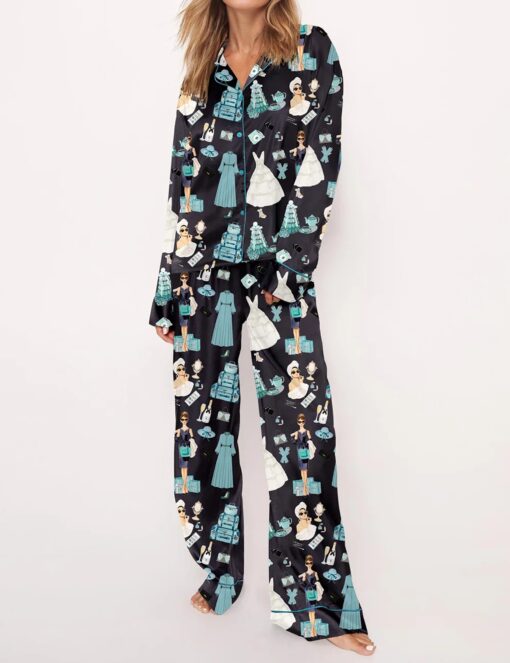Breakfast At Tiffany's Print Satin Pajama Set - Image 10