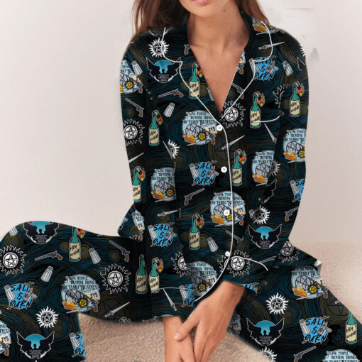Hunting Retro Movie Satin Pajamas Set For Women