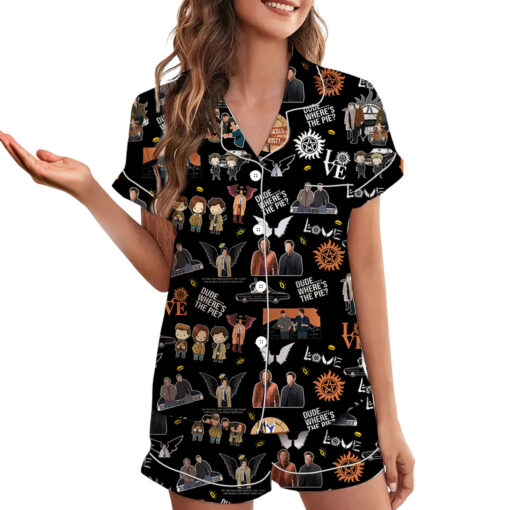 Supernatural Satin Pajamas Set For Women
