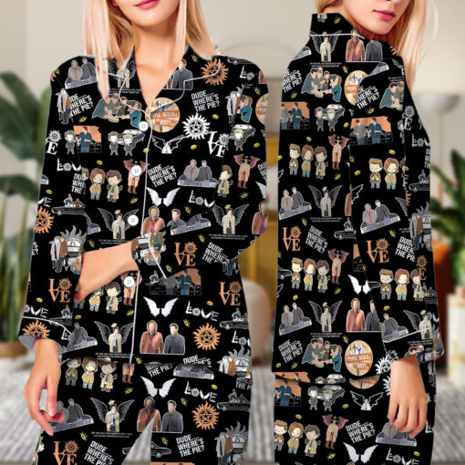 Supernatural Satin Pajamas Set For Women