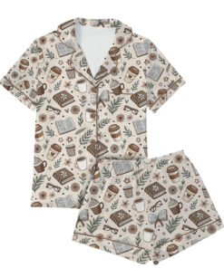 Retro Book Fantasy Satin Pajama Set For Women