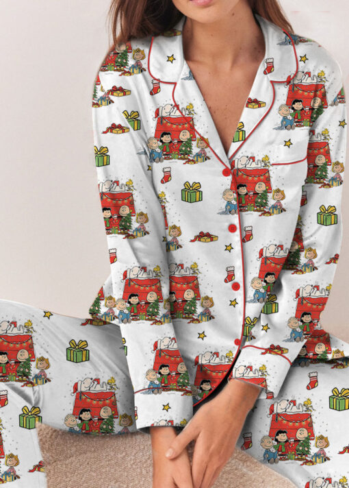 Charlie Brown Christmas Satin Pajamas Set For Women