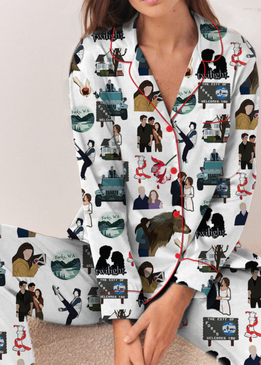 Twilight Inspired City Of Forks Satin Pajamas Set