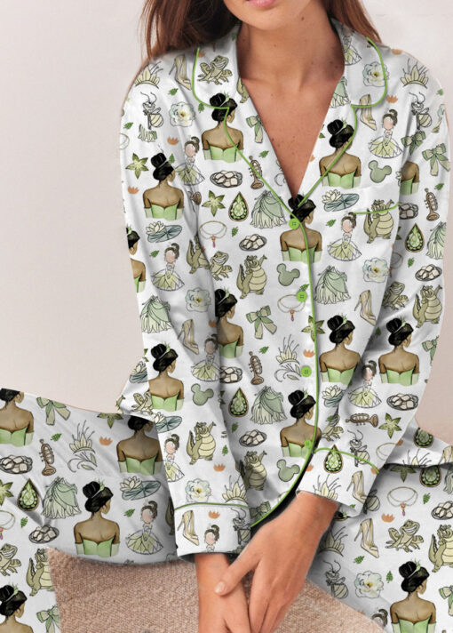 Women’s Princess And The Frog Pajamas Set For Women, White Color, US Size S-5XL - Image 11