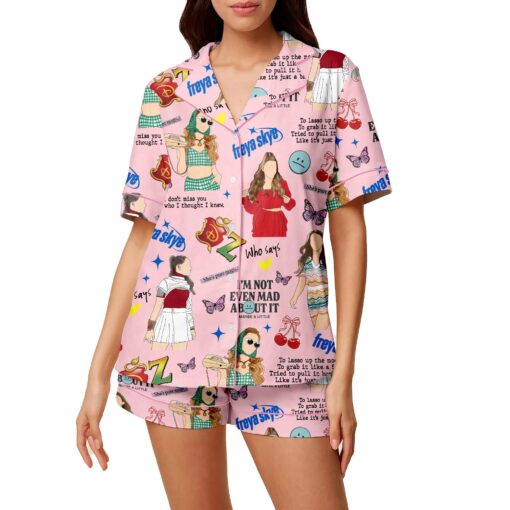 Descendants Zombies World Tour Heart Satin Pajamas, Descendants Concert Silk Pajamas, Disney Zombies 4 Sleepwear, Disney Tour Pajamas