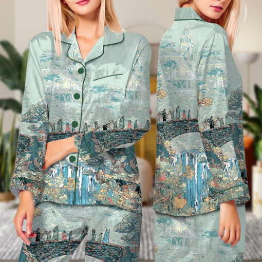 Women’s Lord Of The Rings Fantasy Fellowship Satin Pajamas Set